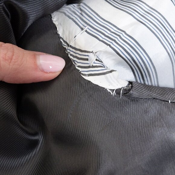 Brooks Brothers 2-Piece Fitzgerald Suit Wool Dark Gray Size 46 R 40W Made in USA - Picture 16 of 16